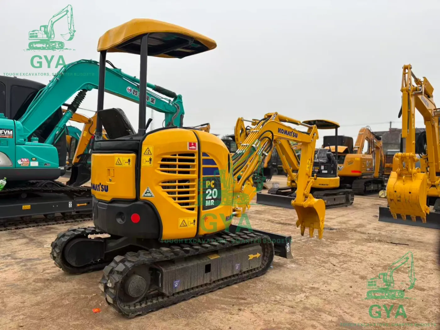 Used Komatsu excavator in the yard in China
