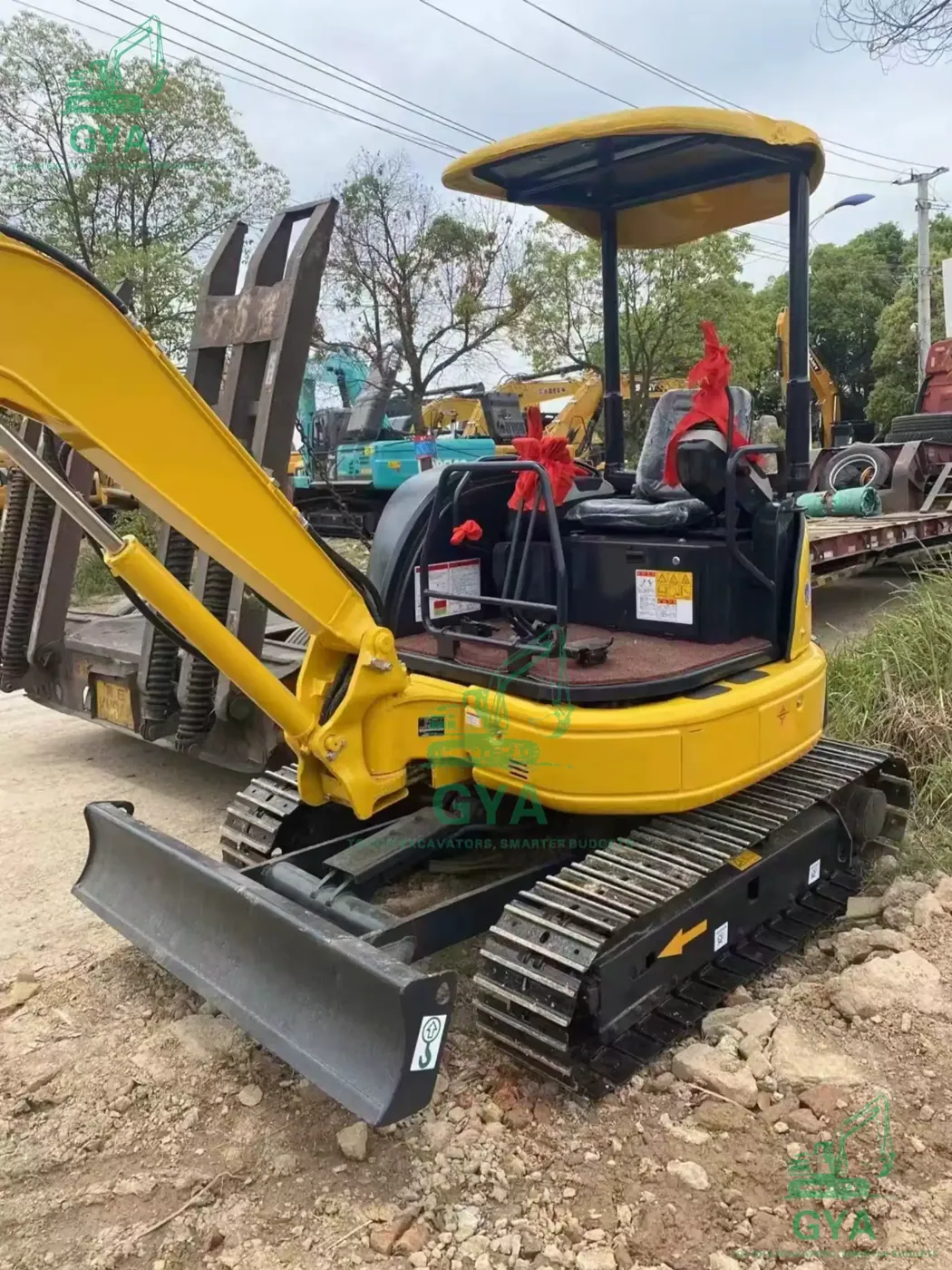 Used Komatsu PC30