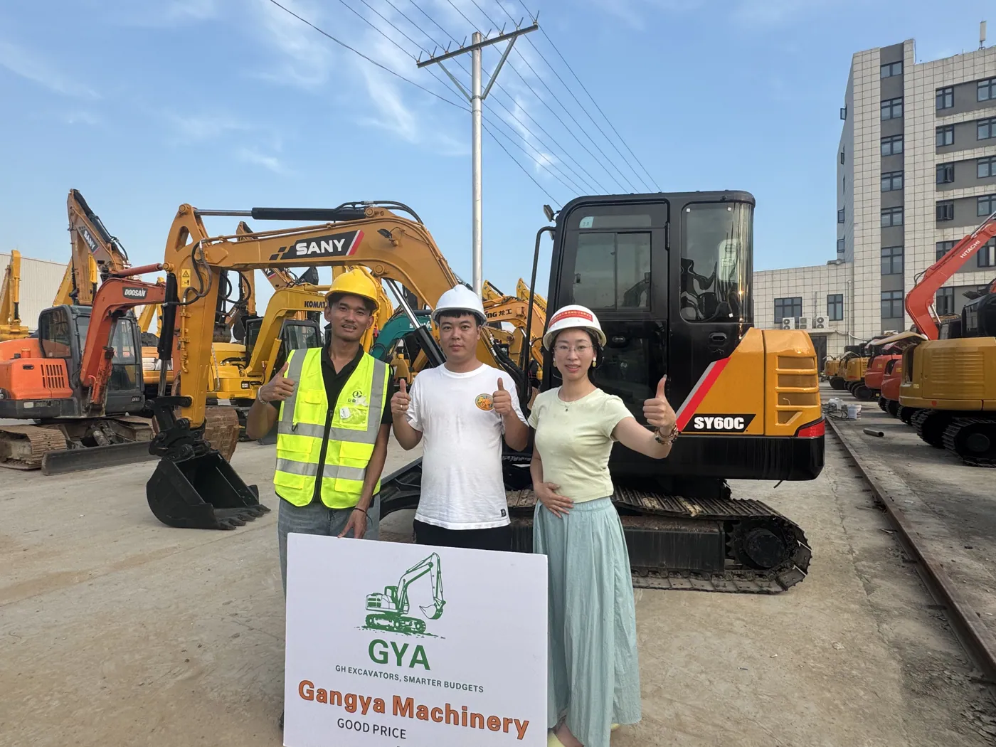 The Anhui Gangya team at the yard