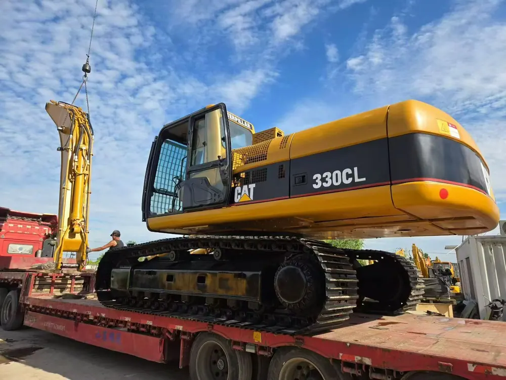 Inside the Anhui Gangya yard and loading dock in China